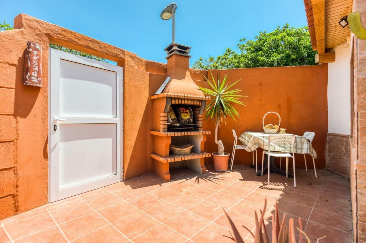 Camping Cabin - Private Solarium & Pool - Bbq San Bartolome de Tirajana  Exterior photo