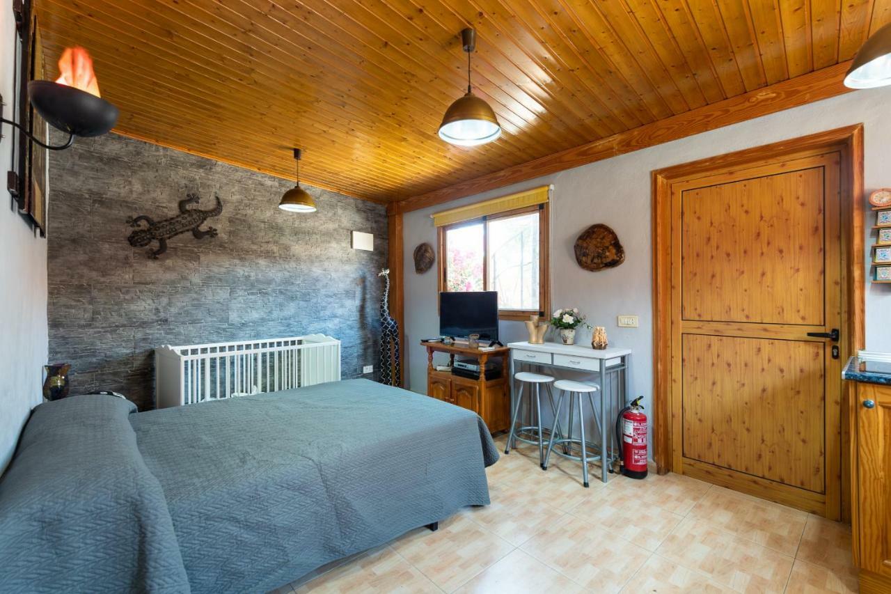 Camping Cabin - Private Solarium & Pool - Bbq San Bartolome de Tirajana  Exterior photo