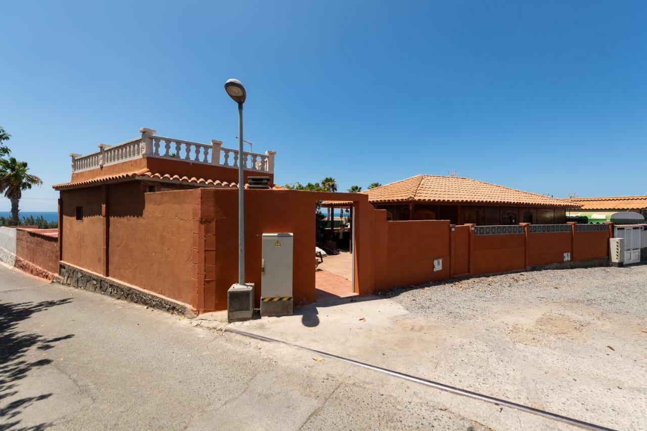 Camping Cabin - Private Solarium & Pool - Bbq San Bartolome de Tirajana  Exterior photo